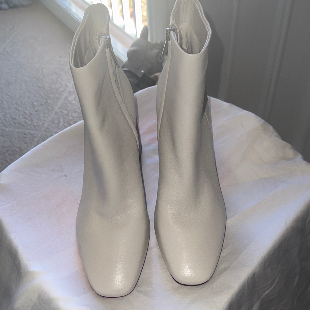 NWOT - Calvin Klein light cream ankle boots or booties